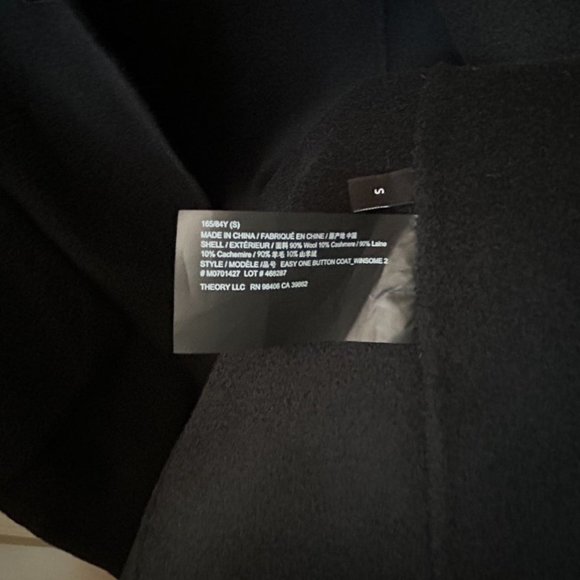 Theory easy one button coat in Double-Face Wool-Cashmere Black Classic - Picture 6 of 6
